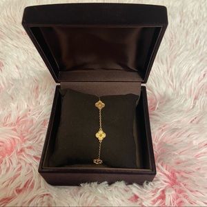 Van Cleef & Arpels Sweet Alhambra Flower Motif 18K Pink Gold Bracelet